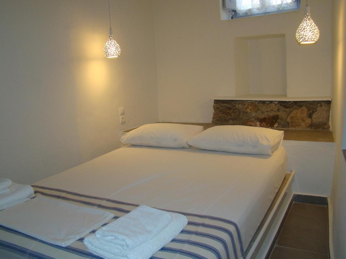 Efi'S Apartments Plaka  Zewnętrze zdjęcie