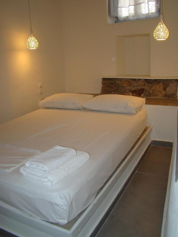 Efi'S Apartments Plaka  Zewnętrze zdjęcie