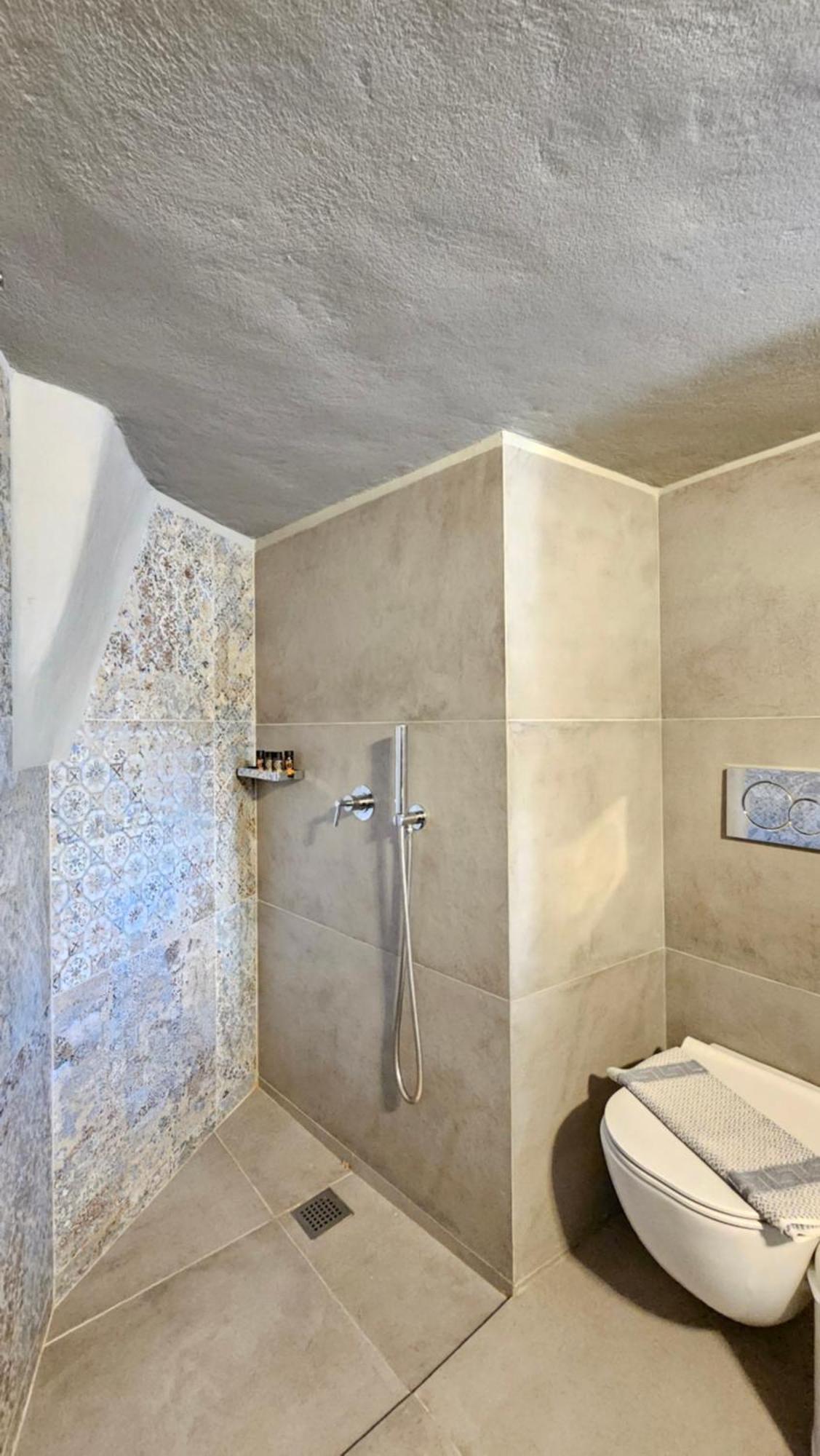 Efi'S Apartments Plaka  Zewnętrze zdjęcie