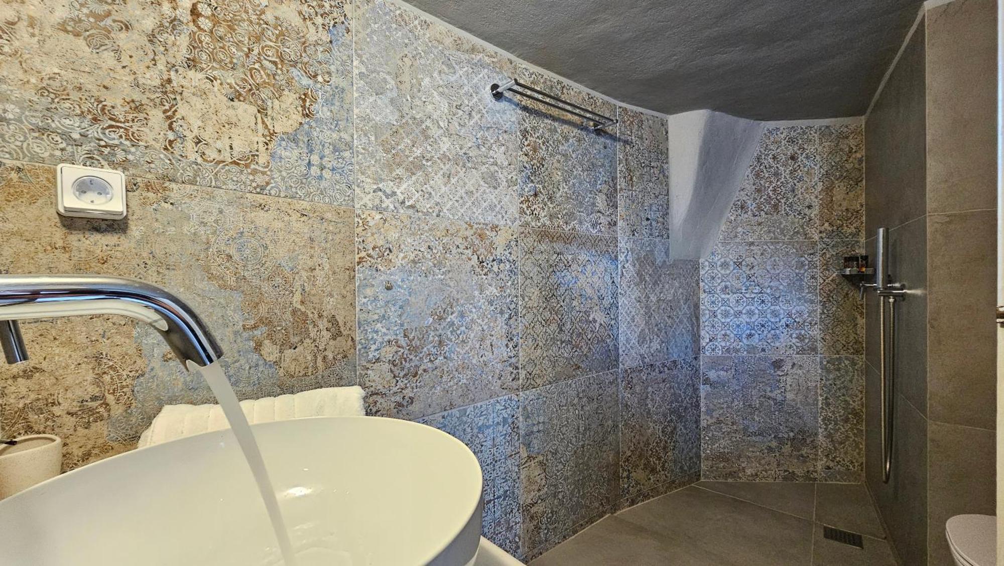 Efi'S Apartments Plaka  Zewnętrze zdjęcie
