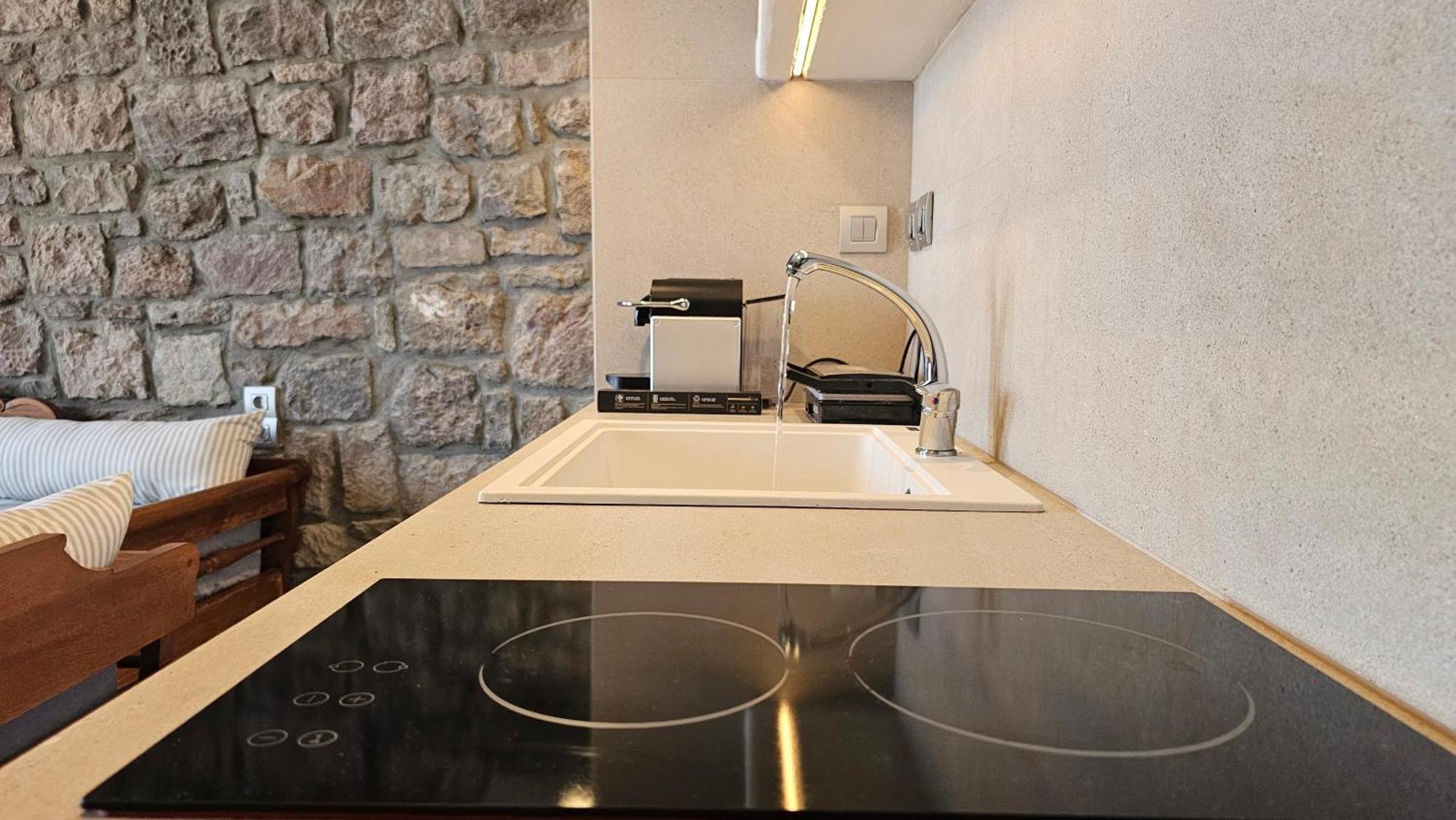Efi'S Apartments Plaka  Zewnętrze zdjęcie
